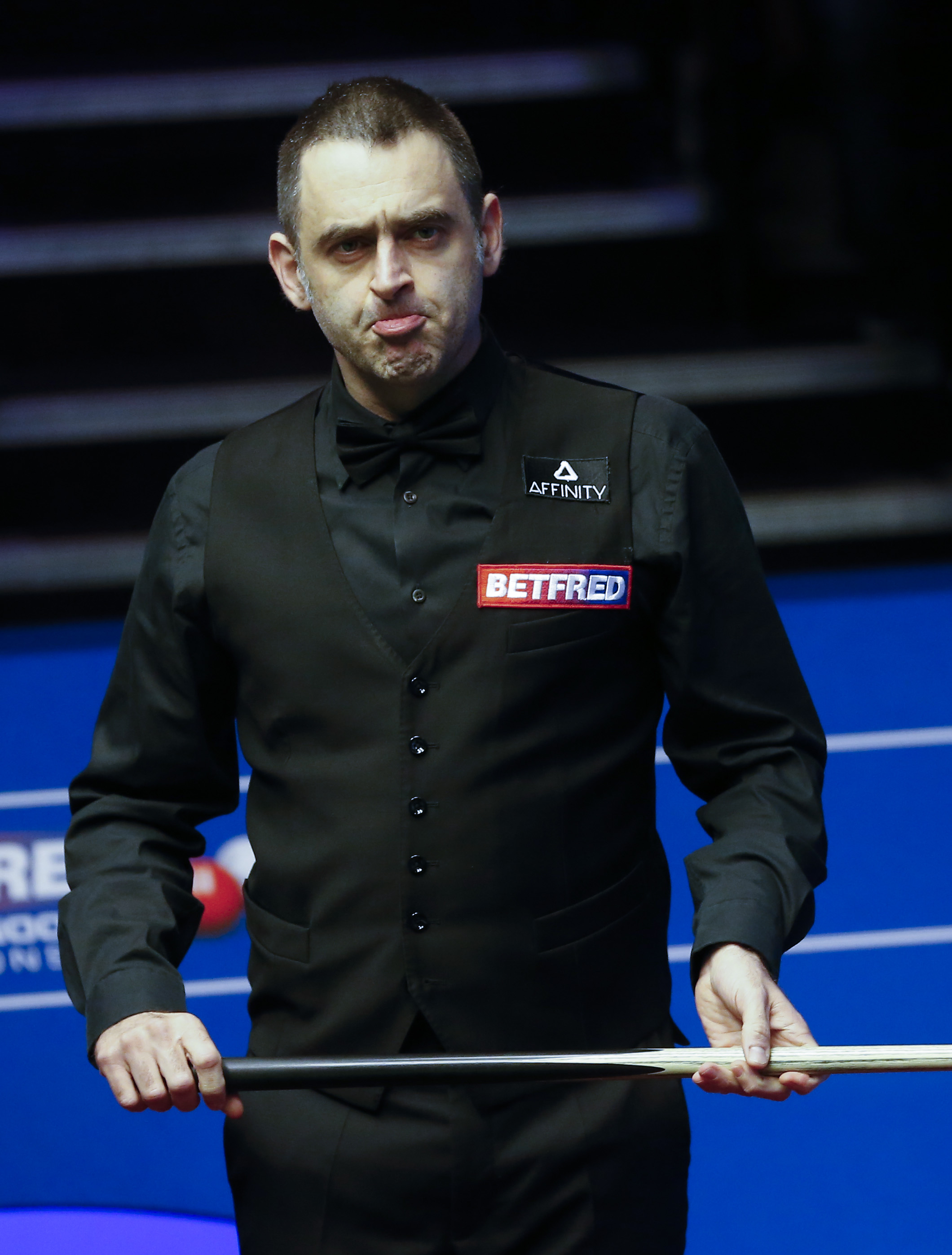 的成绩跻身 的成绩跻身