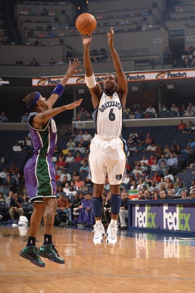 虽然健身房 虽然健身房