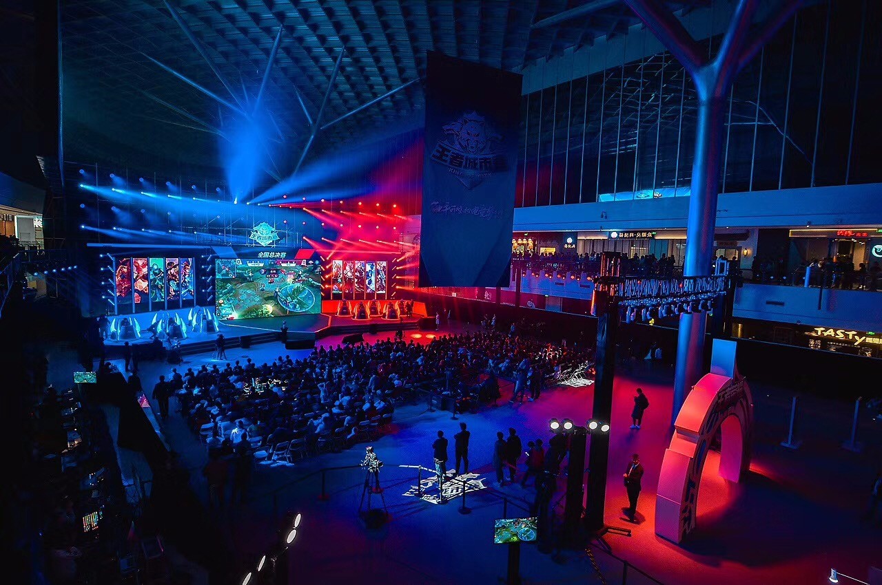 右倾的4 右倾的4